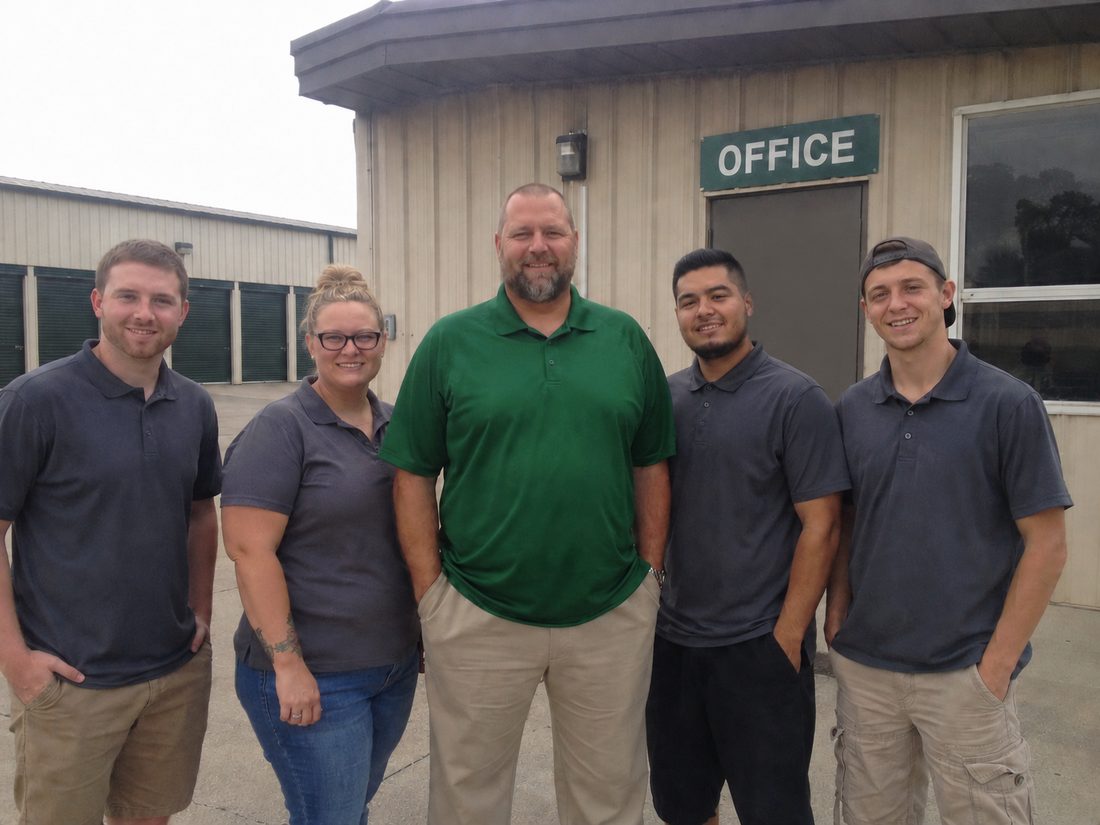 Pest control professionals in Spring Hill, TN